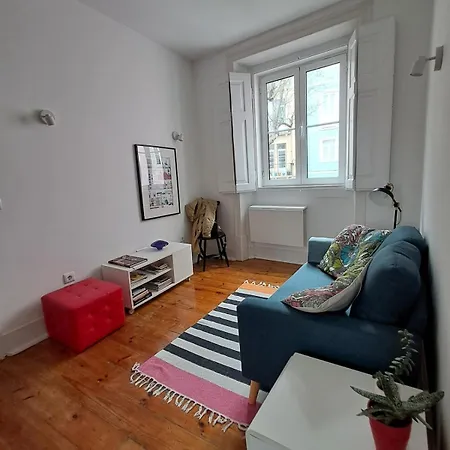 Апартаменты Sunny And Cosy At Baixa Downtown Лиссабон